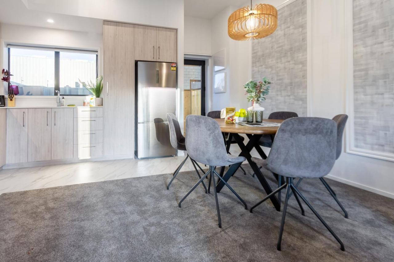 Modern 3 Bed Overlooking Hagley Park Christchurch Exterior photo